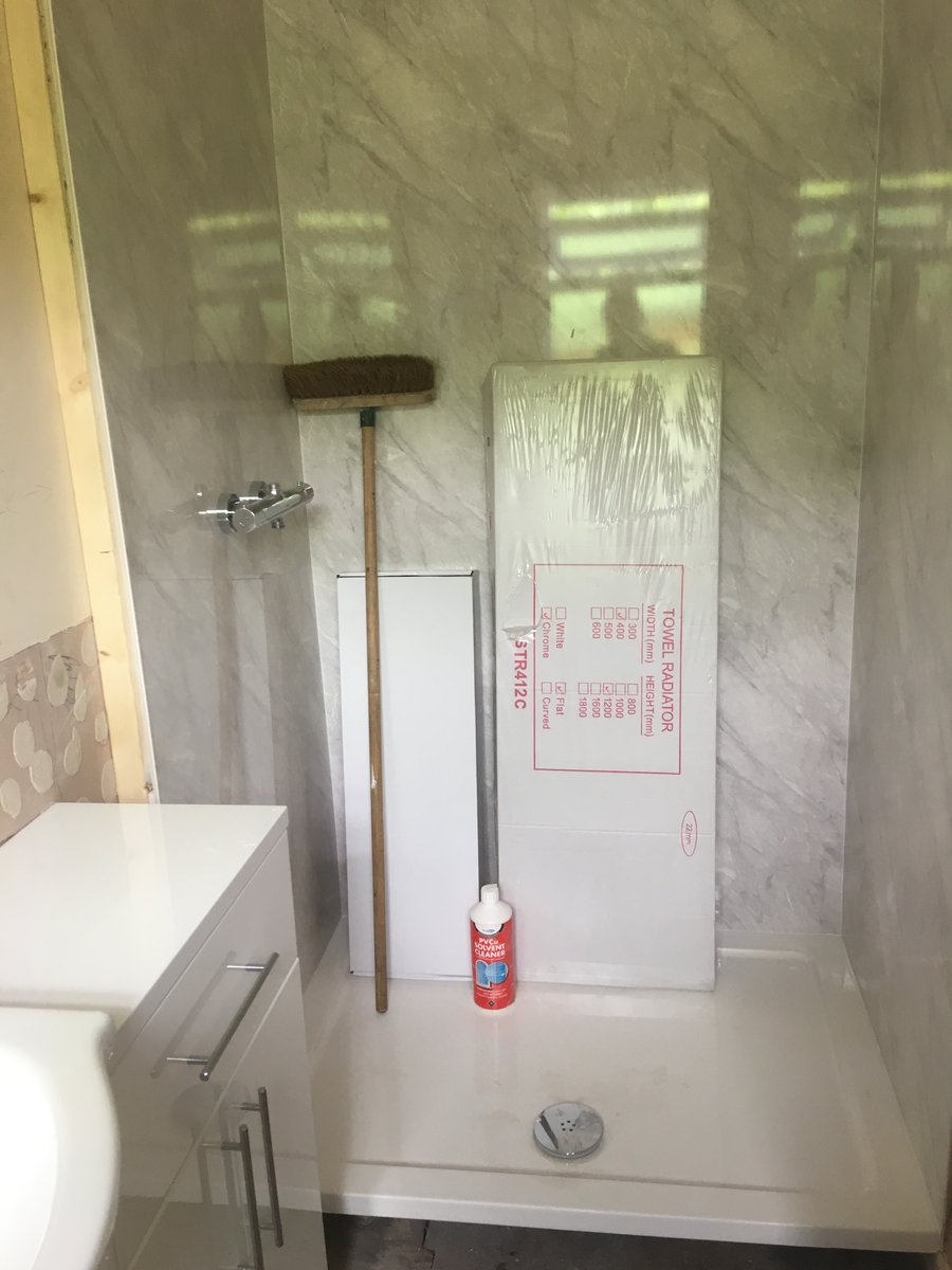 An image of bathroom en suite refurbishment ross on wye  goes here.