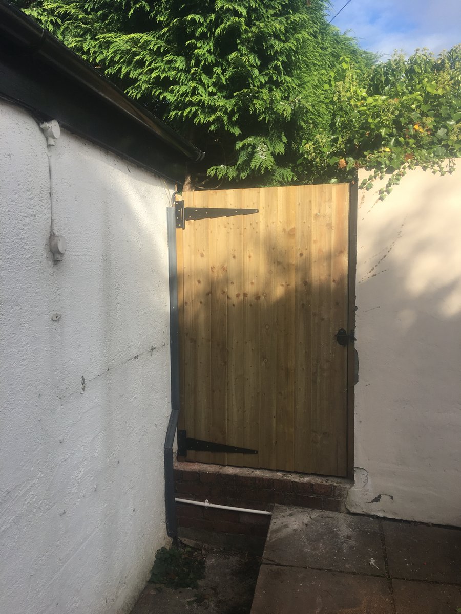 Image of rear garden gate replacement abergavenny 